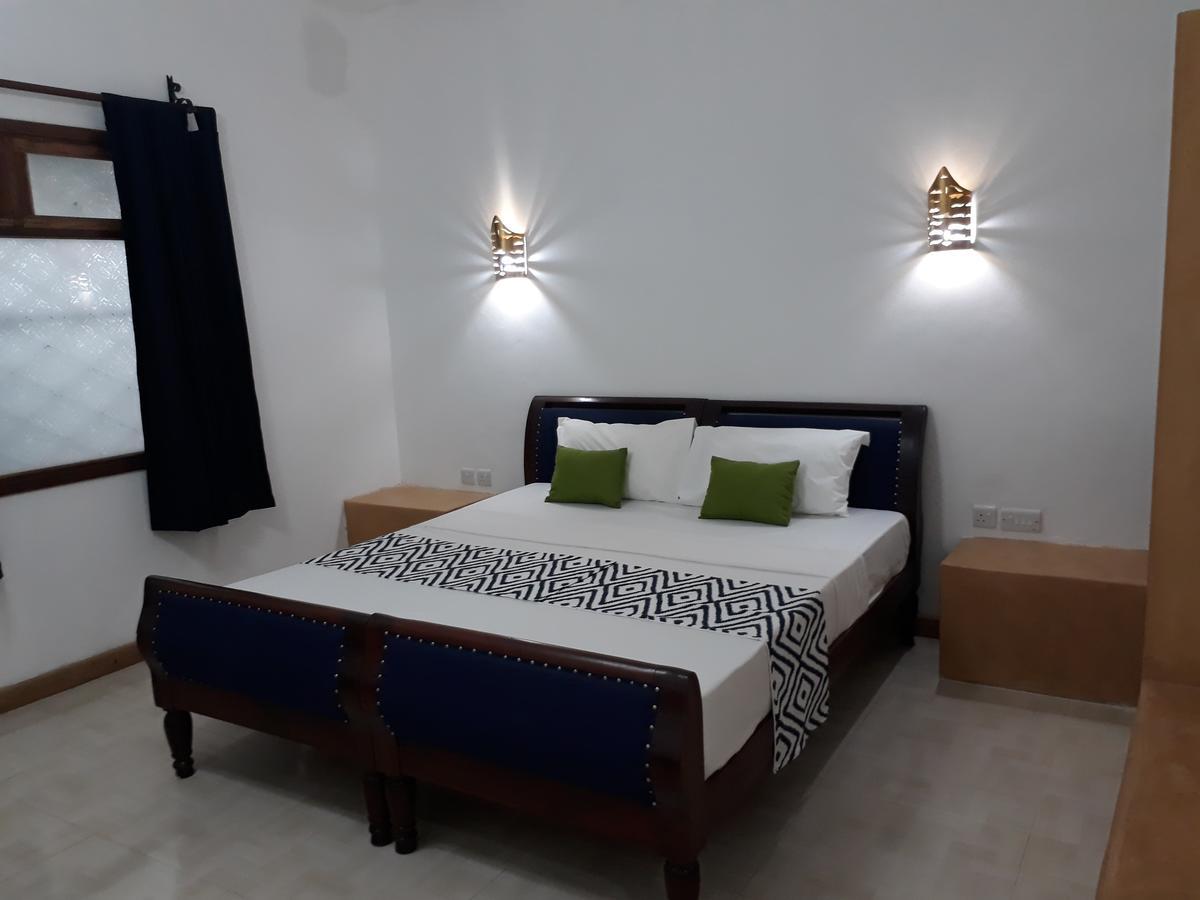 27 Cafe Zanzibar Airport Hotel ภายนอก รูปภาพ