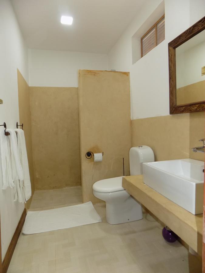 27 Cafe Zanzibar Airport Hotel ภายนอก รูปภาพ