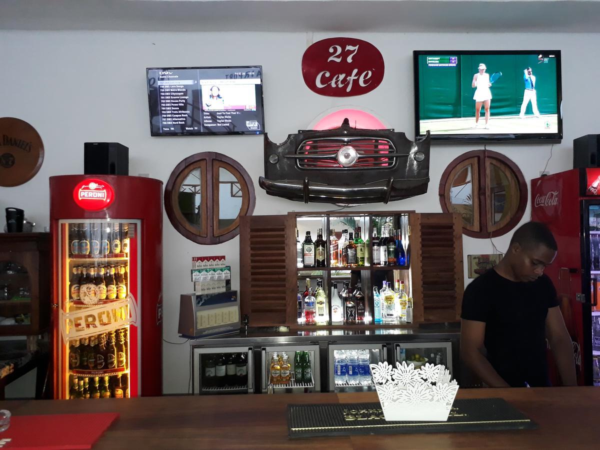 27 Cafe Zanzibar Airport Hotel ภายนอก รูปภาพ