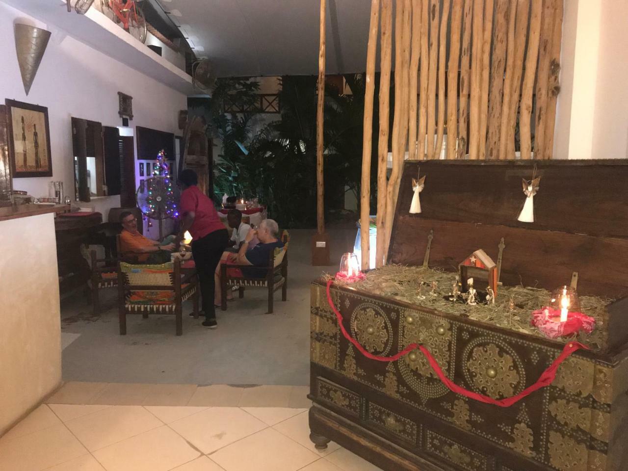 27 Cafe Zanzibar Airport Hotel ภายนอก รูปภาพ